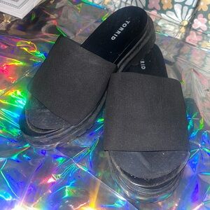 Slightly used torrid platform sandals